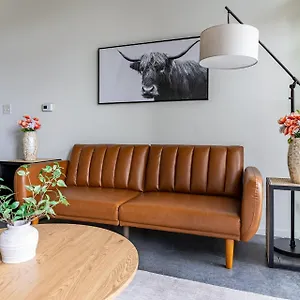 Greystar Roosevelt Point Apartment